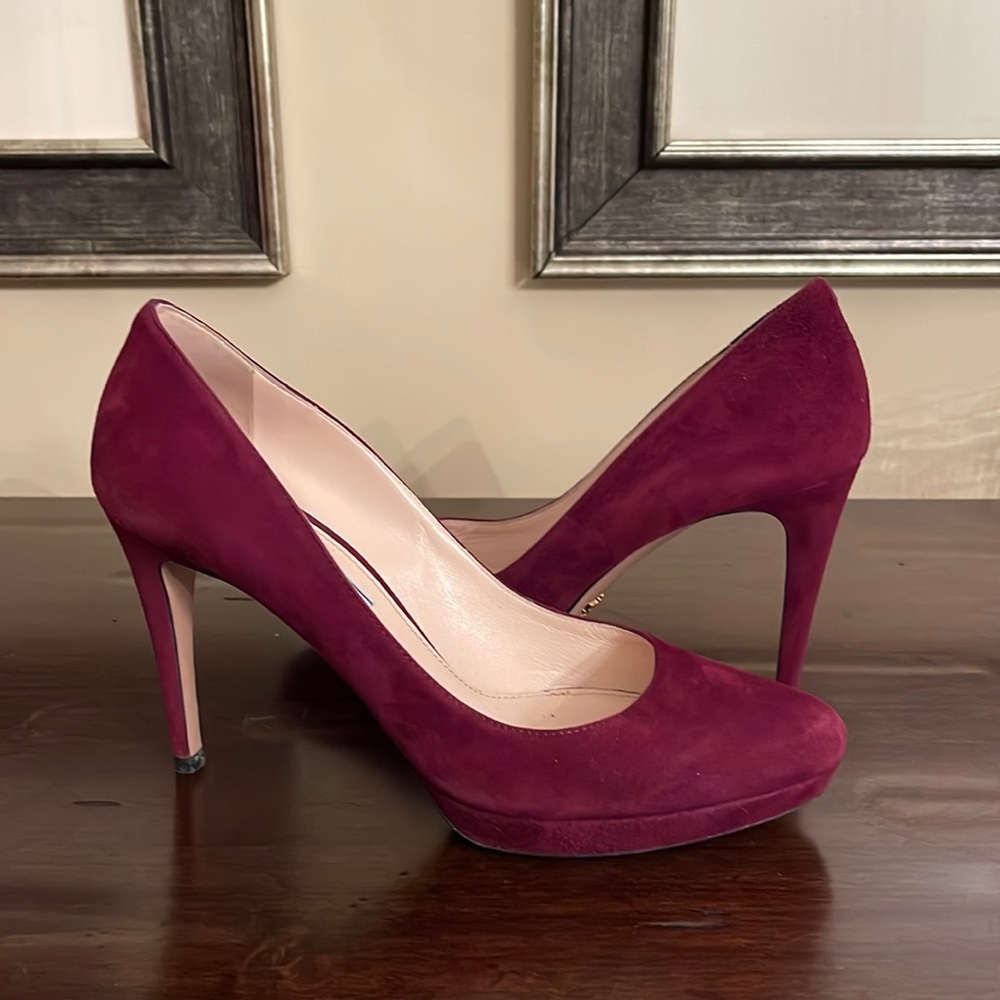 Prada Suede Platform Pump - Picture 2 of 9